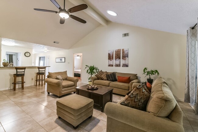 Photo - 22314 Rangeview Dr House