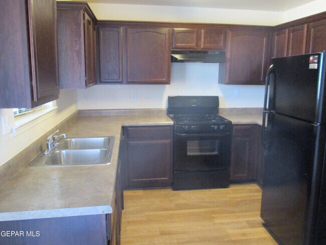 Photo - 14313 Gil Reyes Dr