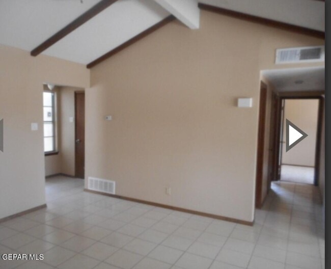 Photo - 649 Mary Stuart Dr