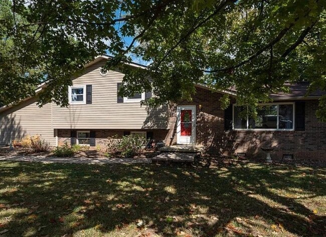 Photo - 128 Farlow Dr