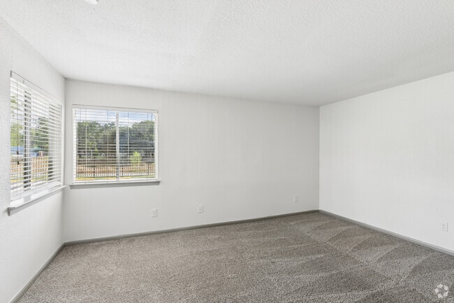 B2G 2BR, 2BA - 1,145SF - Primary Bedroom - Royal Phoenician