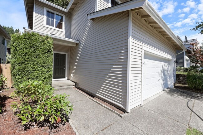 Photo - 1094 Ebbets Dr