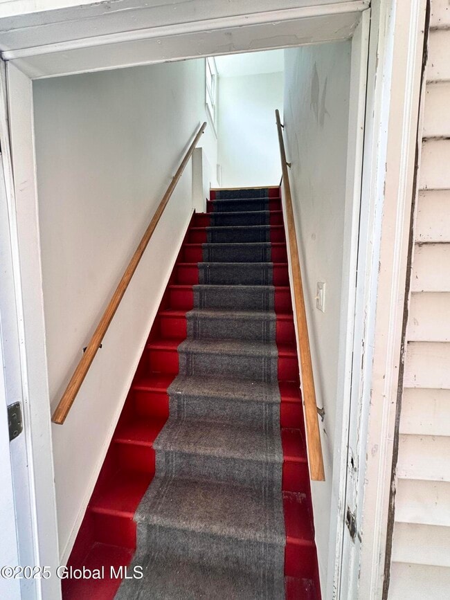 Photo - 200 Mohawk St Unit 2