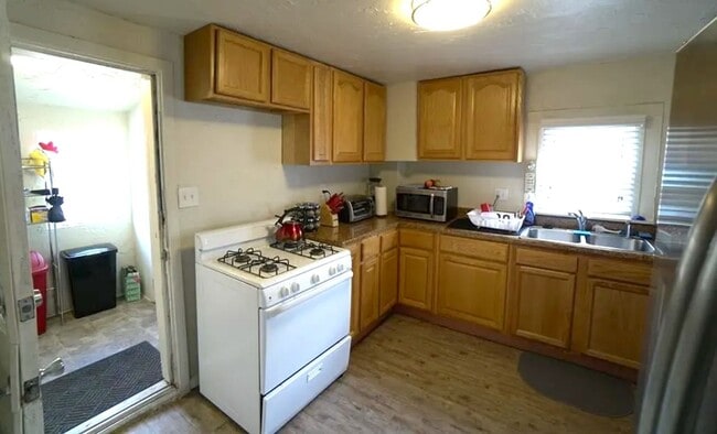 Photo - El Paso St (519 S) Unit El Paso St (519 S)  1