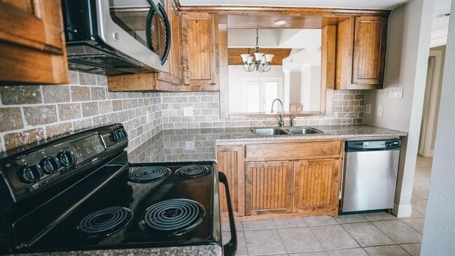 Photo - 4144 Greystone Way Unidad 104