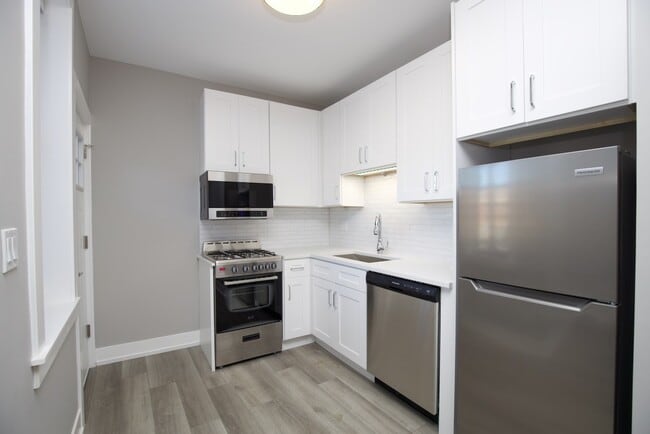 Photo - 3853 N Janssen Ave Unit N3