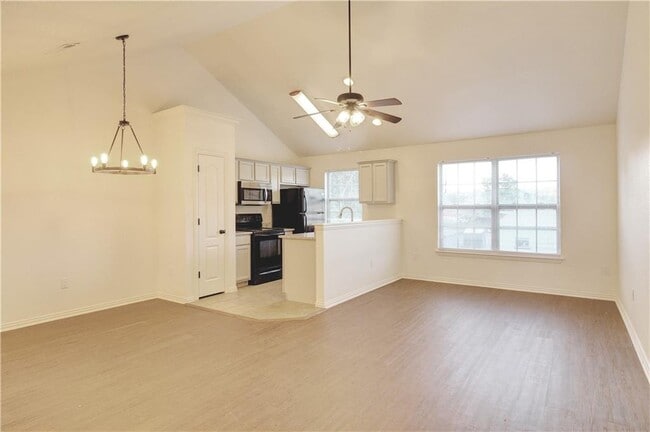 Photo - 763 W Sandy Beach Ln