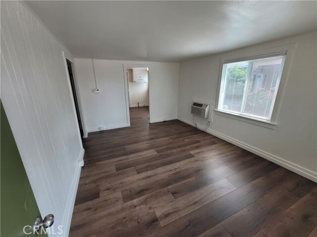 Photo - 825 E G St
