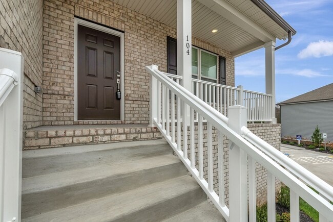 Photo - 104 Millbrook Dr