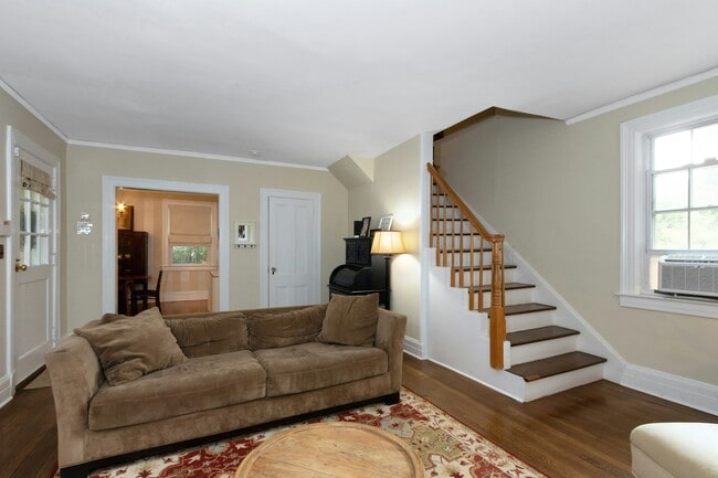 Photo - 412 Mountain View Rd