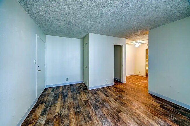 69a67a3379bff63a290f69c00c40e409.png - Lotus Landing Apartments