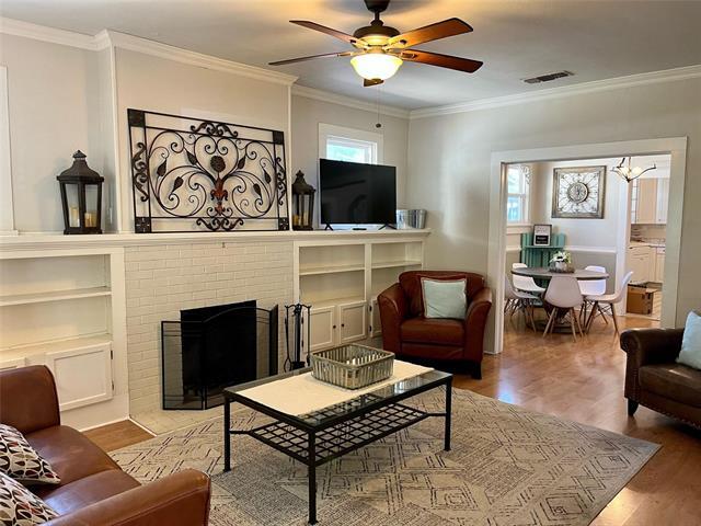 Photo - 2545 Rogers Ave