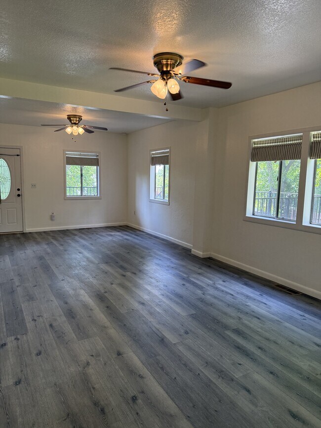 Photo - 116 S Arroyo Seco St