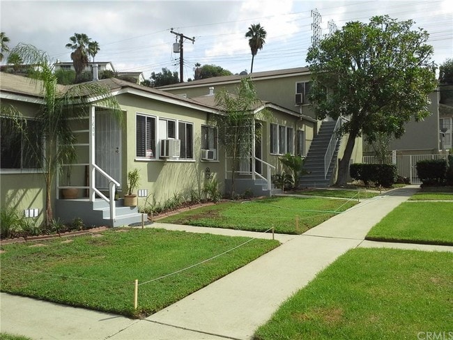 Photo - 742 N Garfield Ave Unit 1