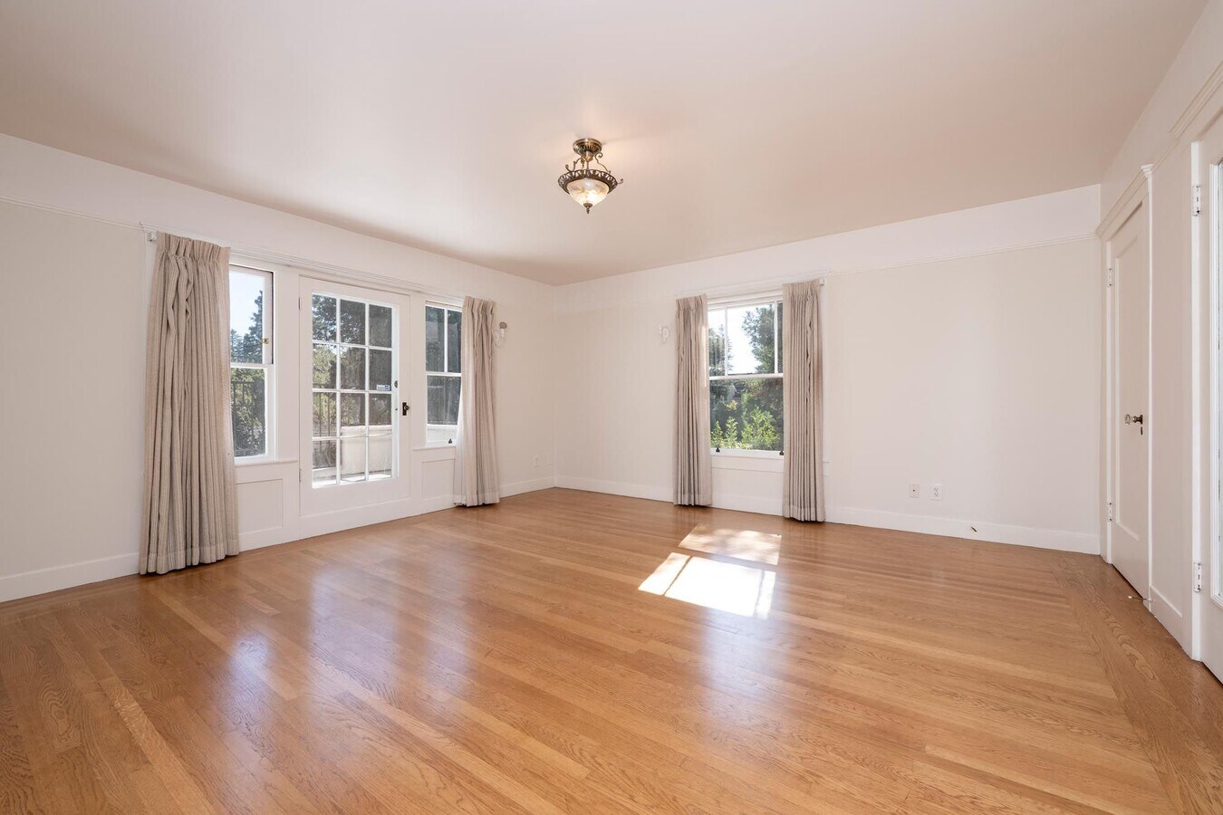 Photo - 850 Edgewood Rd