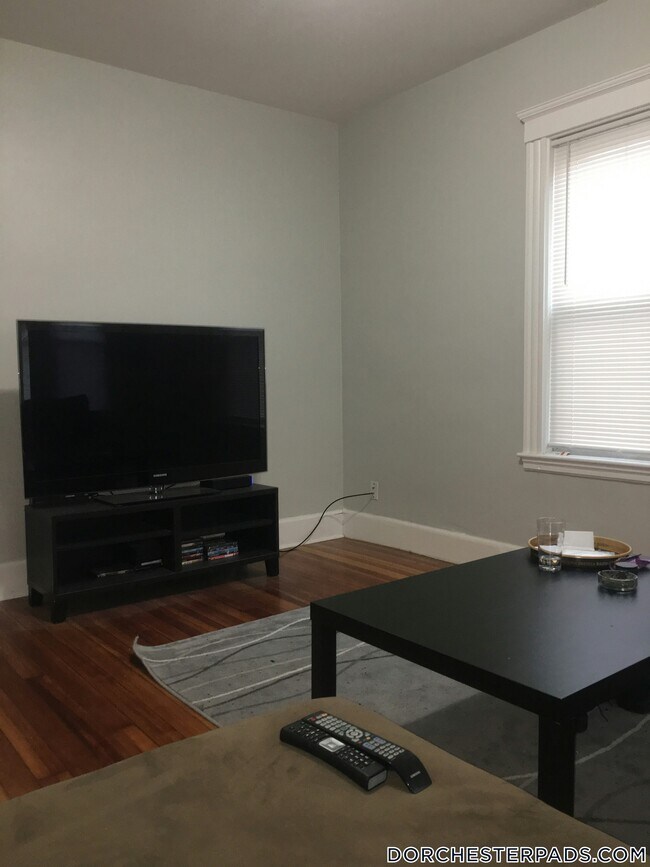 Photo - 137 Pleasant St Apartment Unit 1
