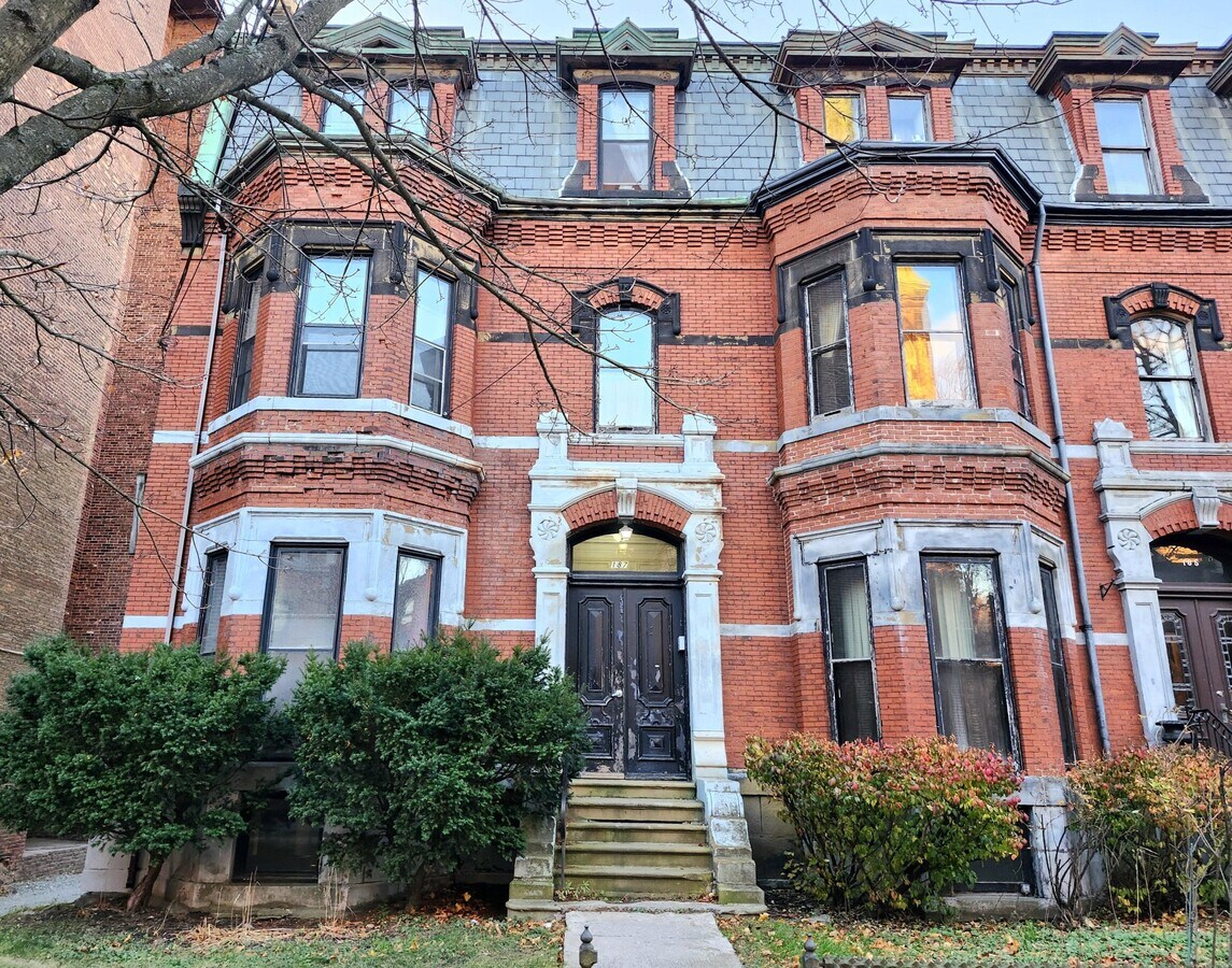 Photo - 187 Germain St Unité 4