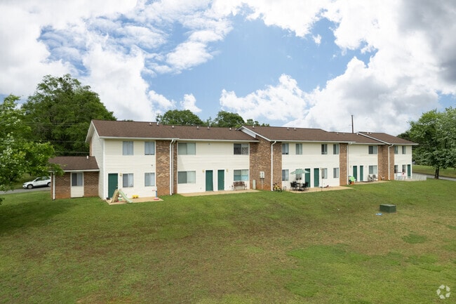 Hampton Ridge Apartments