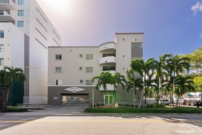 Photo - 1060 NW 7th St Condominio Unidad 101