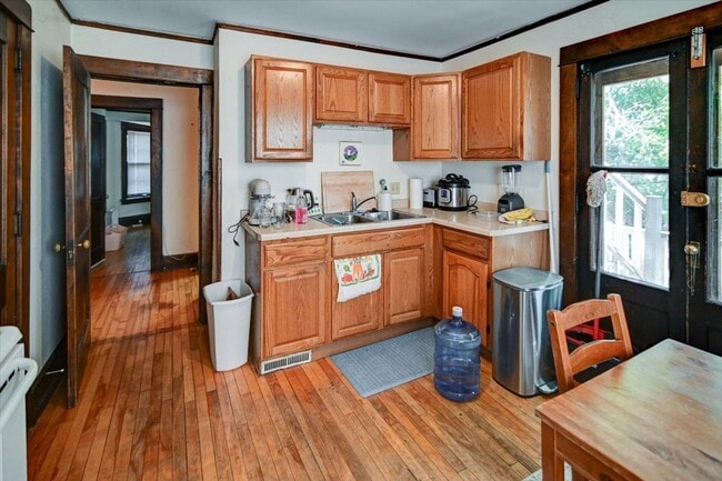 Photo - 416 Castle Pl Unit 2