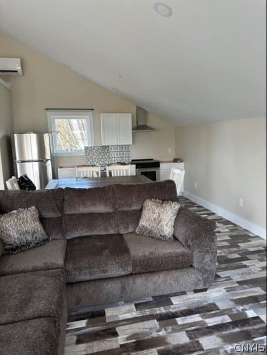Photo - 14669 Fancher Ave