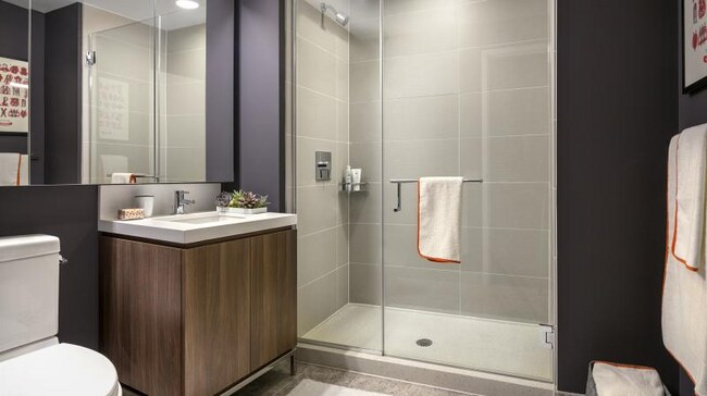 100 W Wacker Dr
