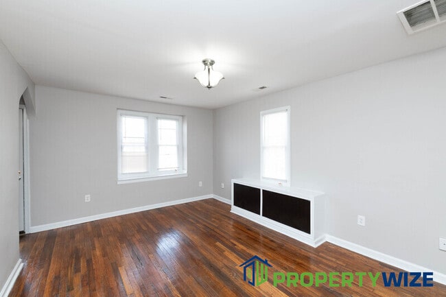 Photo - 4217 Chatham Rd