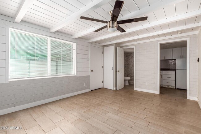 Photo - 3027 N 37th St Unidad Apt 6