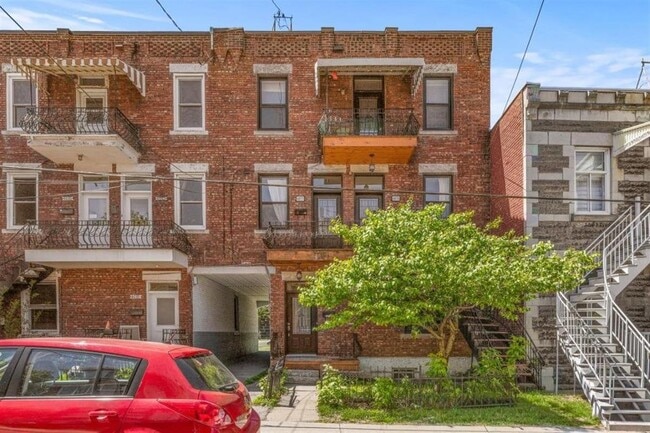 Building Photo - 4077 Rue Lanouette Unit 4077