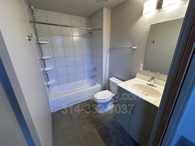 Photo - 8125 Michigan Ave Unit #427