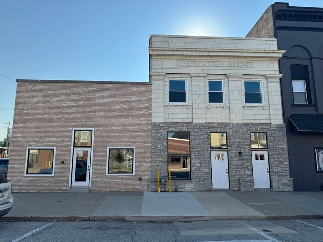 Building Photo - 812 Keeler St Unit Apt 3
