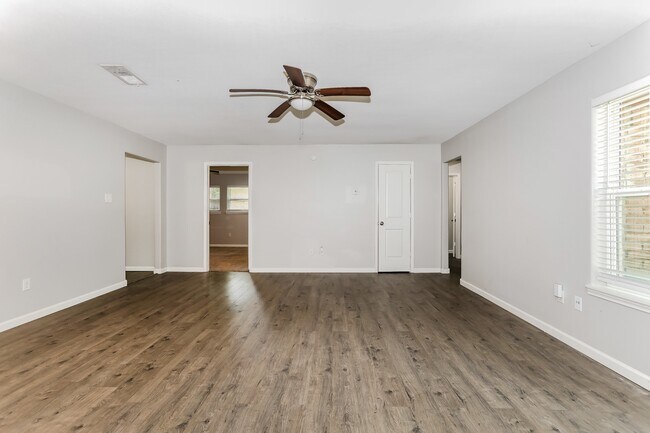 Photo - 24707 Wilderness Rd