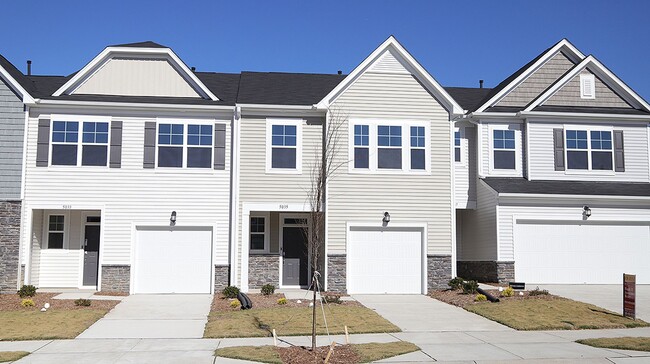 Townhome for Rent with One-Car Garage Clos... - Townhome for Rent with One-Car Garage Clos...