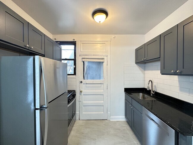 Photo - 1321.5 W Estes Ave Unit 43