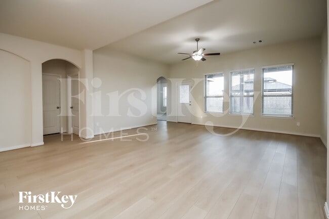 Photo - 2826 Torrey Pines Dr