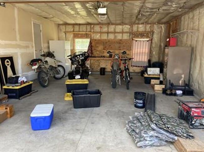 Photo - 3 bedroom 2 1/2 bath home in River Rock