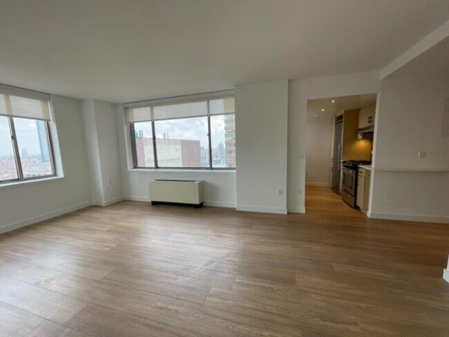 Building Photo - 4 bedroom in New York NY 10038 Unit 14 Rental