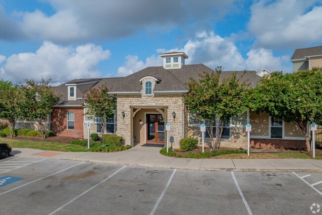 Photo - Heights at Converse