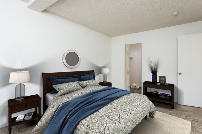 Photo - Indian Hills Apartments