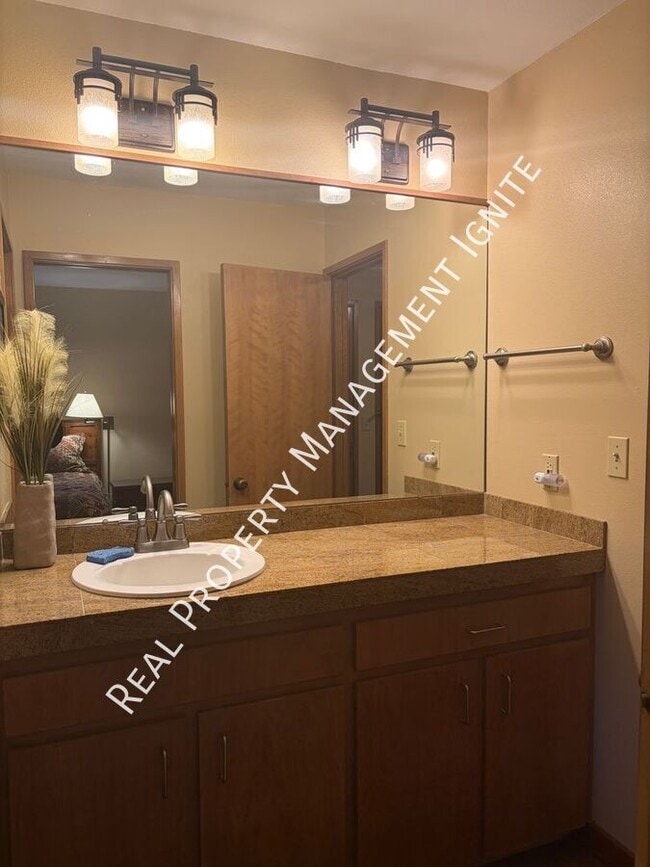 Photo - 19717 SW Mount Bachelor Dr