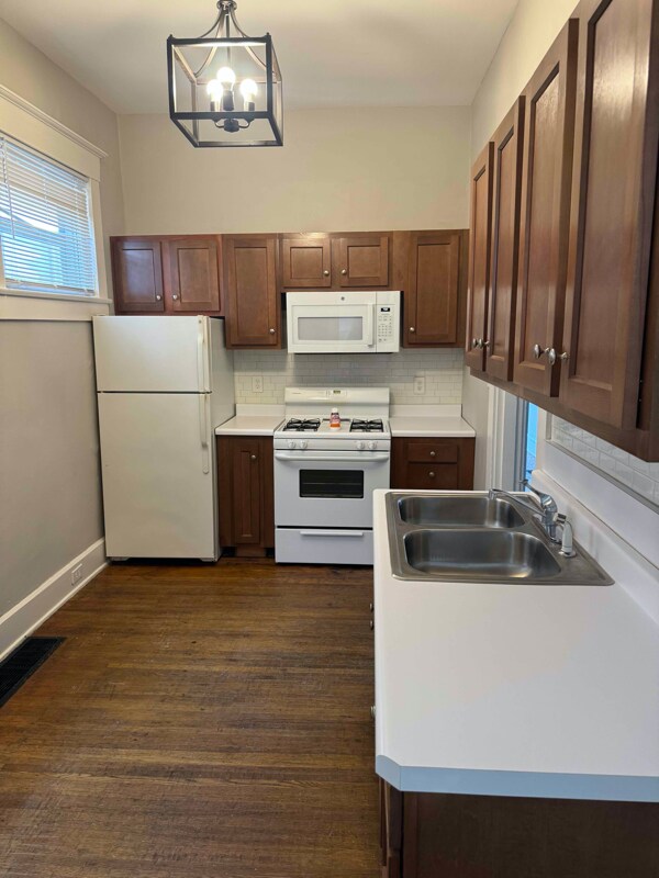 Photo - 1406 E Market St Unit 1