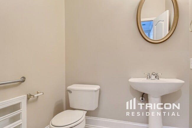 Photo - 434 Grandiflora Dr