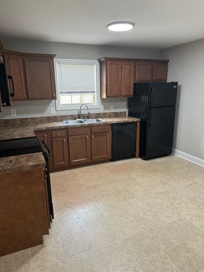 Photo - 109 Turnberry Dr