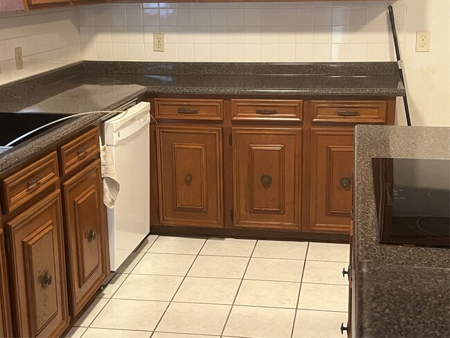 Photo - 16454 Hickory Knoll Dr