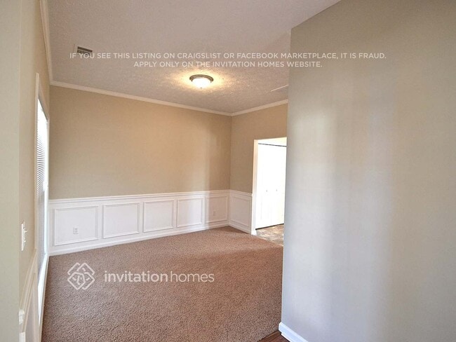 Photo - 940 Clairidge Ln SW