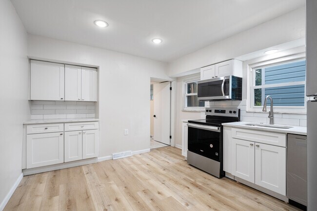 Photo - 138 S 17th St