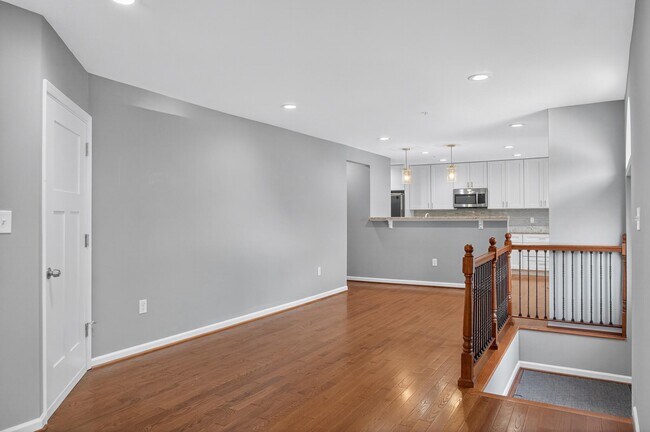 Photo - 2917 13th St NW