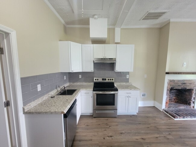 Photo - 1824 Watkins St Unit A