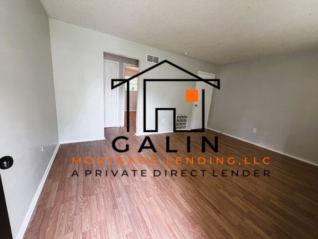 Photo - 19 Ventura Blvd