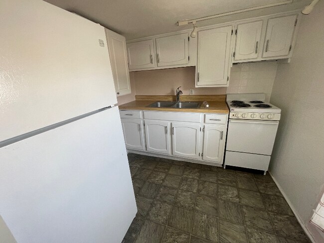 Photo - 106 Depot St